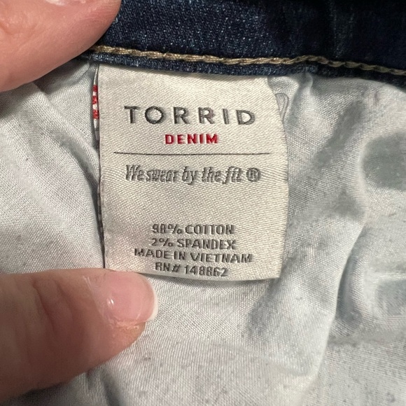 Torrid Skinny Blue Distressed Blue Jeans Size 16 - Picture 7 of 9